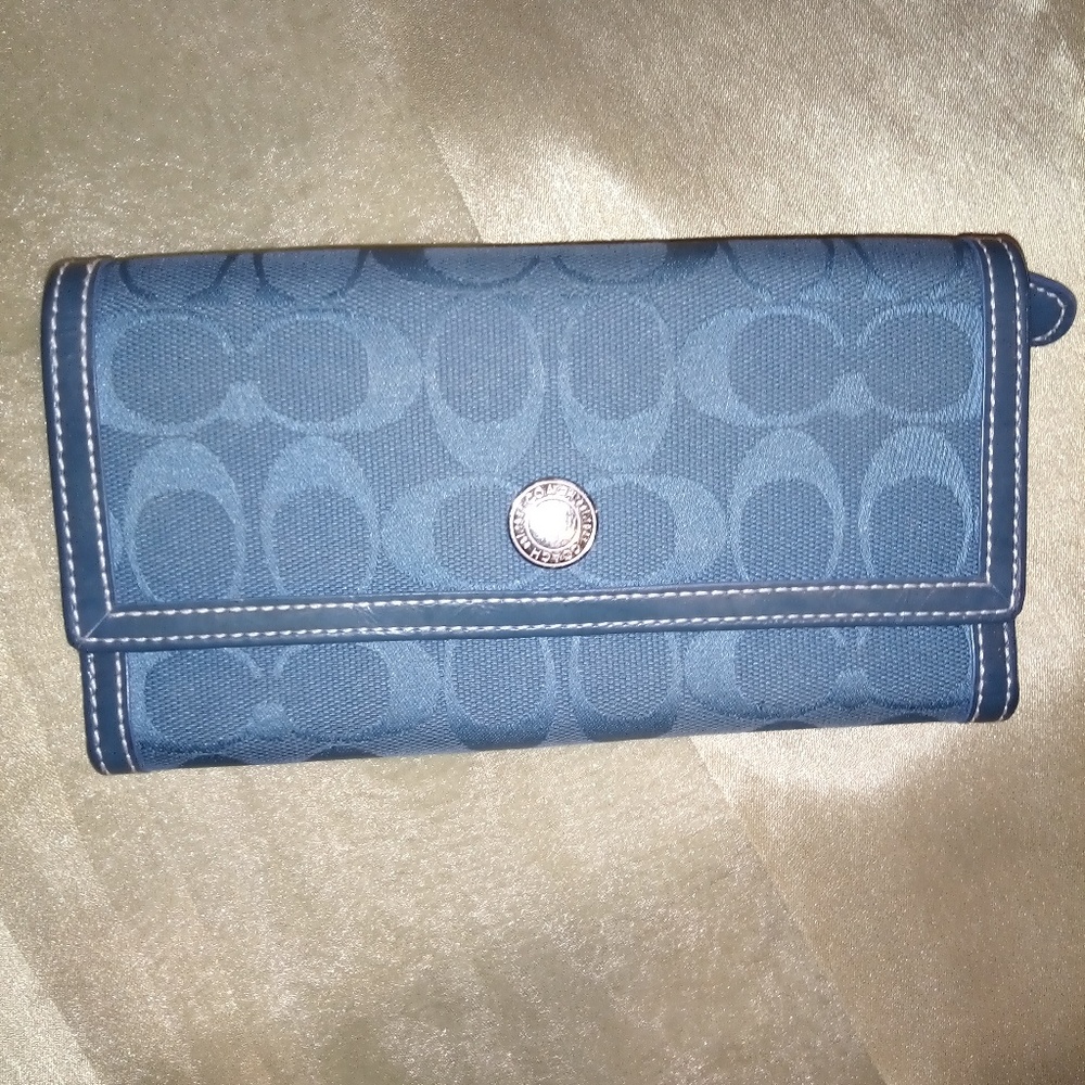 Coach signature trifold wallet